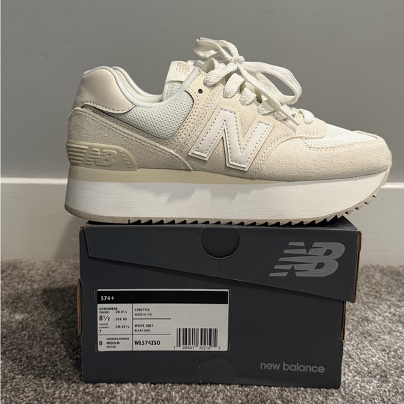 New Balance Shoes - New Balance Women's Platform Sneaker in White and Light Gray